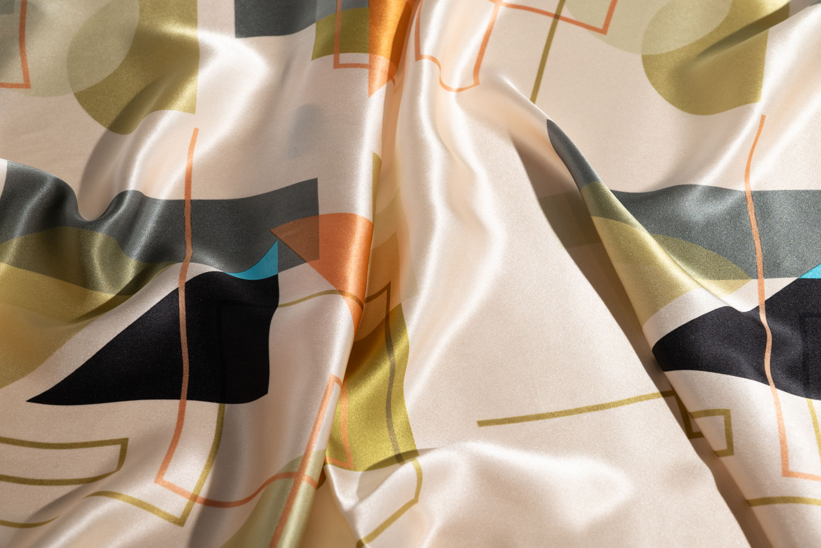 Συλλεκτικό ολομέταξο μαντήλι "Diving Into The Unknown", Amy Hutcheson