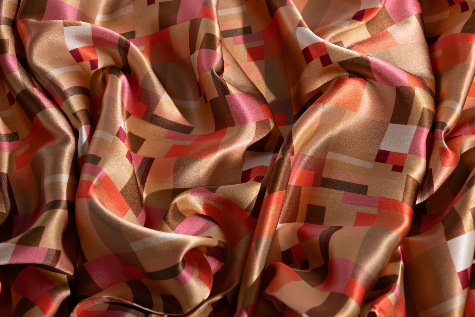 Συλλεκτικό ολομέταξο μαντήλι "Kindly Light", Johannes Itten (2)