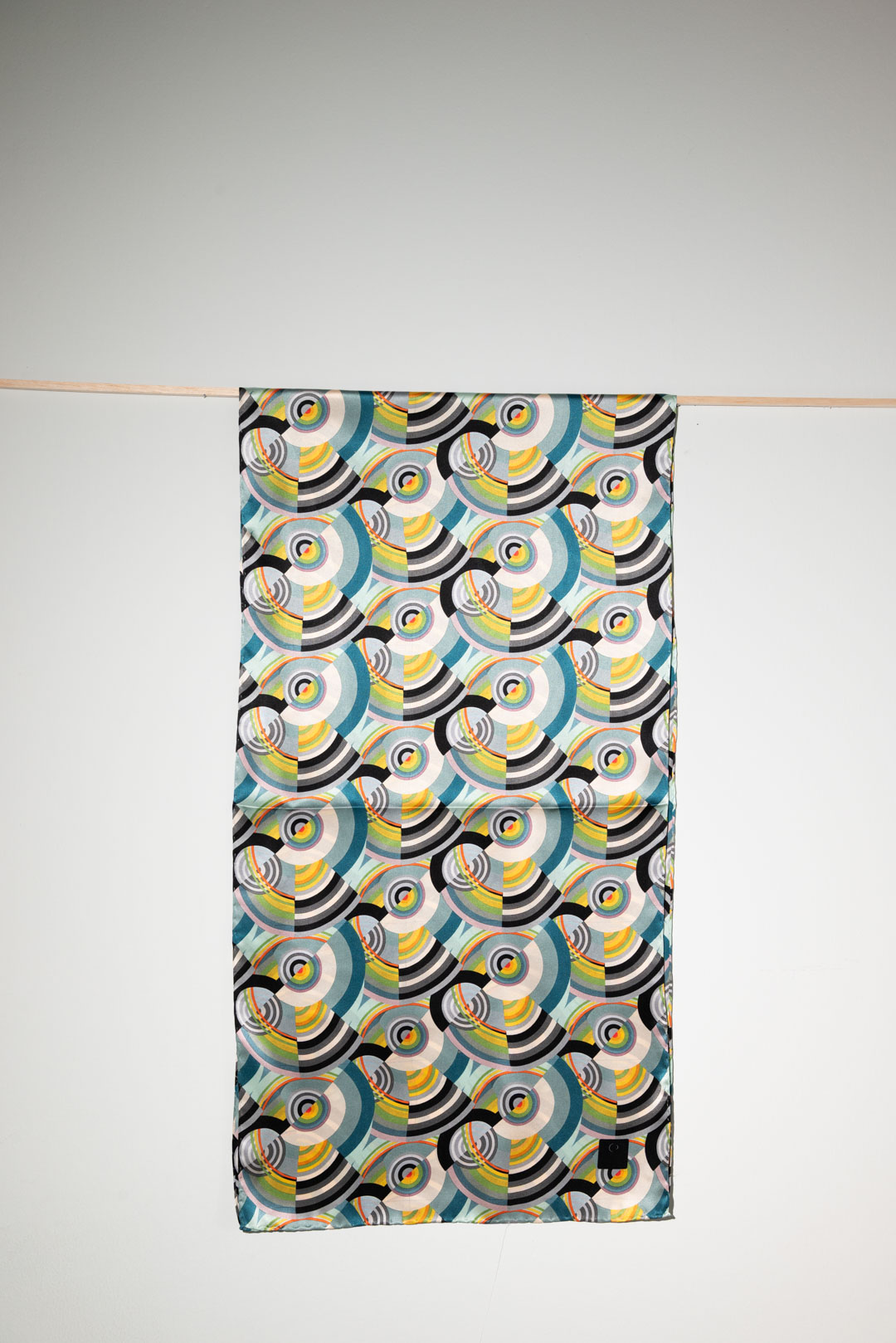 Συλλεκτικό ολομέταξο μαντήλι "Rhythm No3", Robert Delaunay (2)